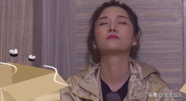 杨烁被曝酒店密会,杨烁深夜和女子一同回女方家