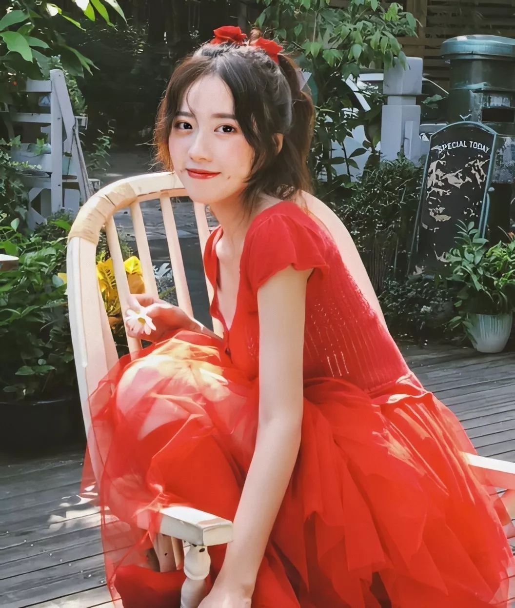 拍照不显胖不显矮的姿势,又矮又胖拍照动作