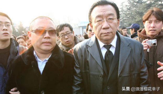 郭德纲最近讨论曹云金,曹云金爆料郭德纲黑幕