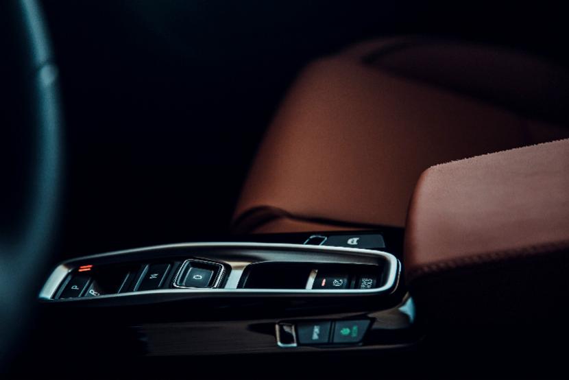 广汽本田凌派四缸试驾视频,广汽本田凌派试驾15款