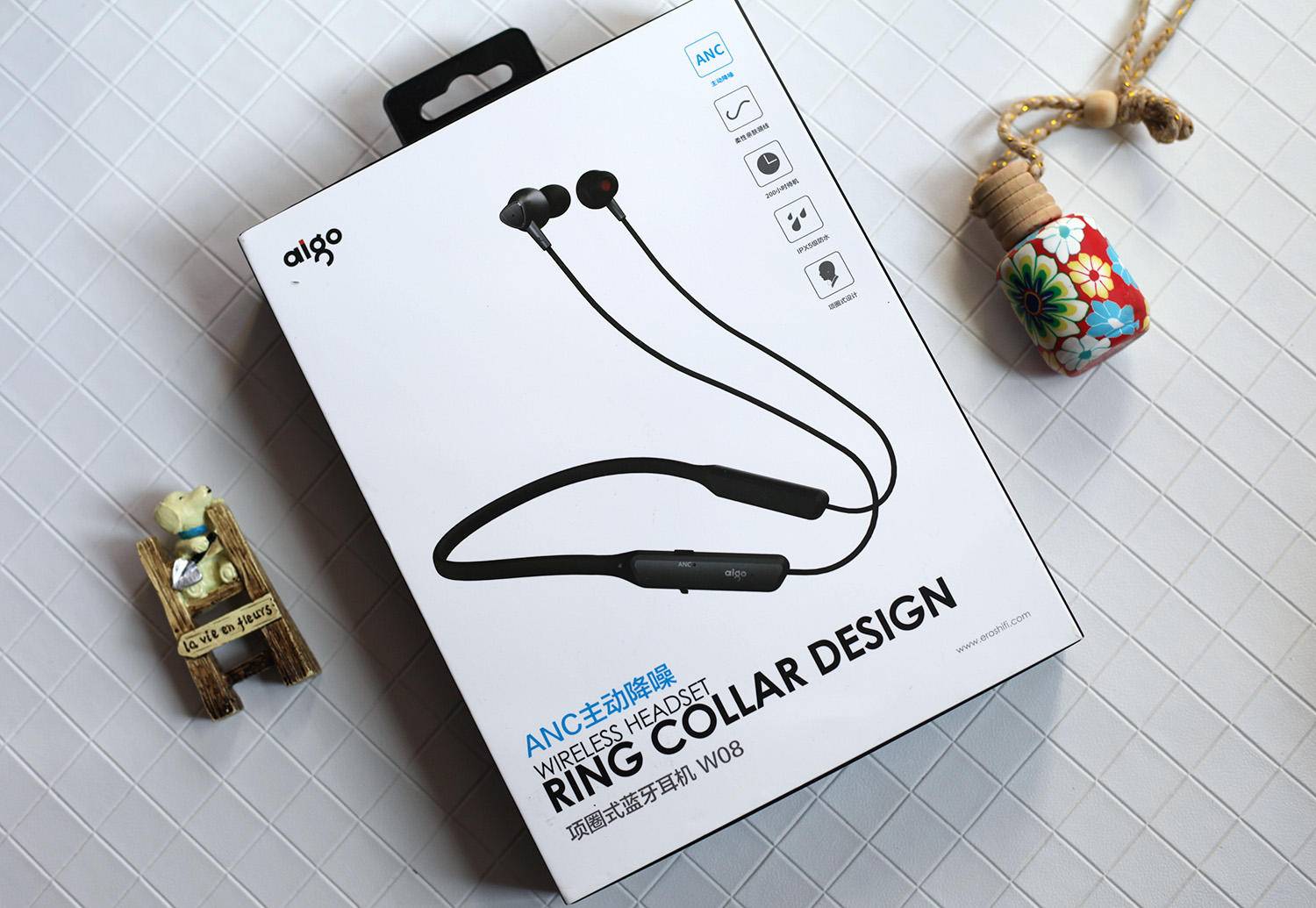 戴上耳机整个世界都安静了,戴上世界就安静的耳机