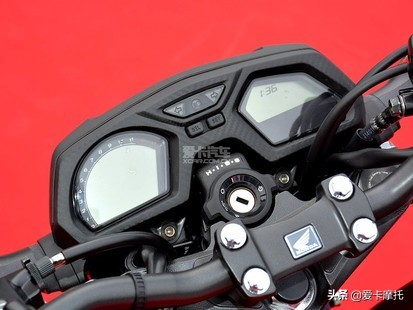 横扫赛道碎石路最值得购买的摩托之娱乐利器篇