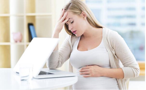 女人怀孕的艰辛丈夫应该给予理解,女人怀孕后老公应该怎样对待她