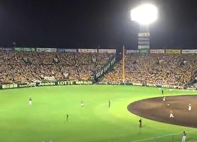 《灌篮高手，足球小将》一群学生在比赛，为什么能让人燃起激情？