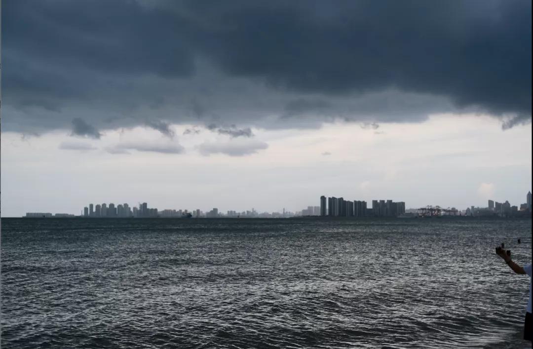 焦虑能去海口旅游吗,觉得焦虑就出来散散心