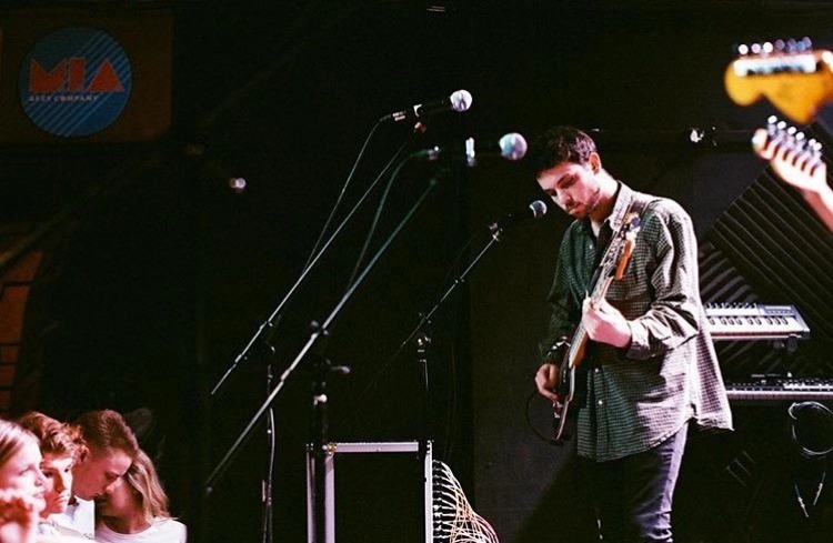 我用我自己挣的钱去旅游,拼搏四年去欧洲