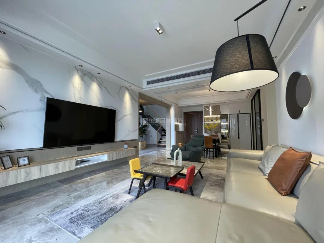 浔·实景丨万家灯火，终有一盏属于我