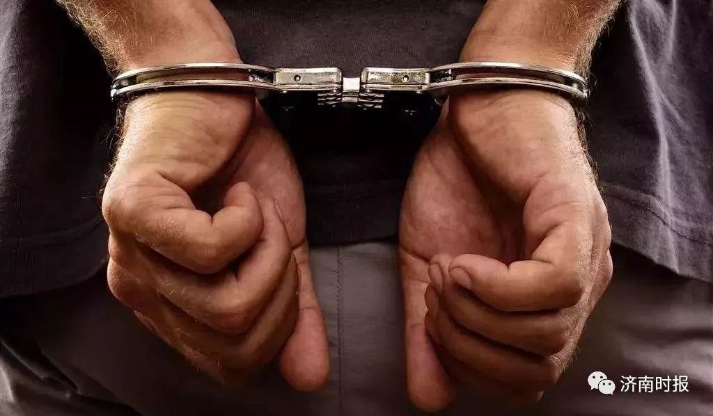 令人作呕！济南一男子在公厕强奸8岁女童，还谎称有精神病……