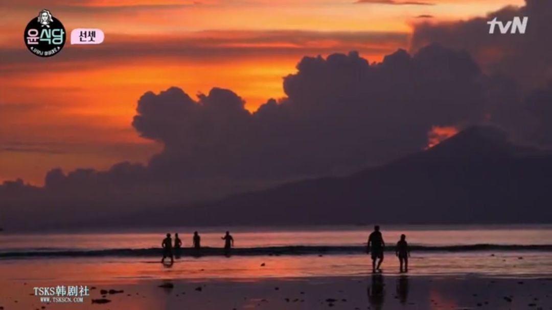 除了《乘风破浪的姐姐》，不出门的日子你也可以看看这些神仙综艺