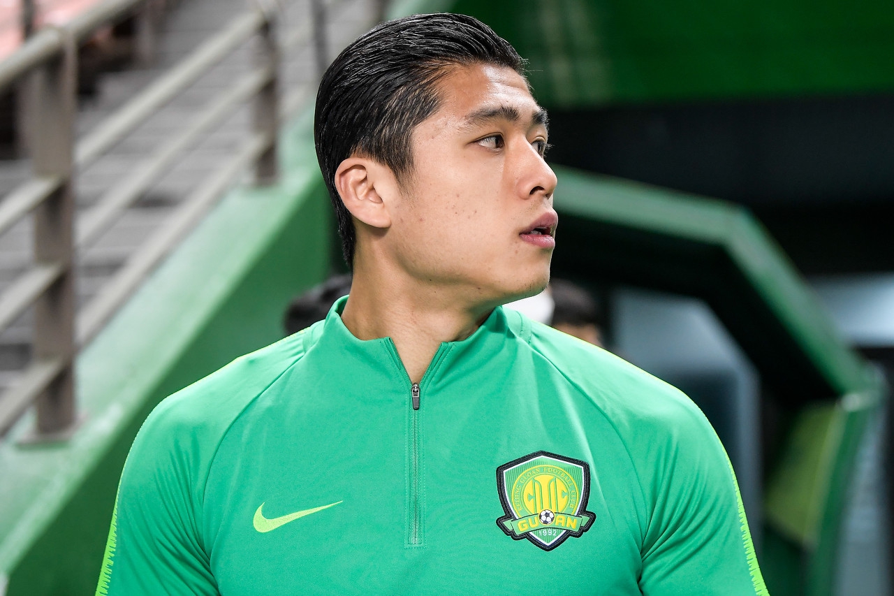 男篮20岁新星被曝,男足不满被明星吐槽