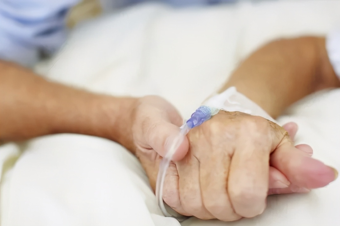 哪些肺癌患者适合靶向治疗？皮肤、胃肠道等不良反应如何解决？