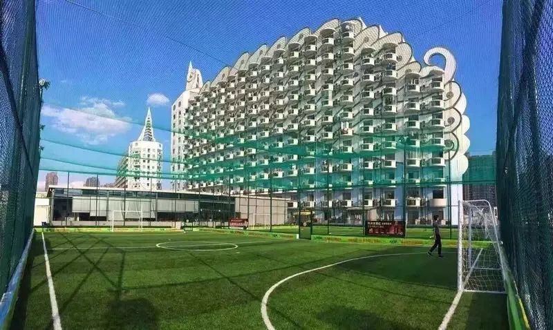 没有世界杯的夏天,没有欧洲杯的夜晚