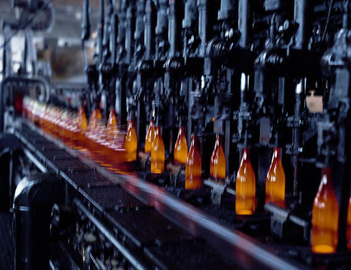 玻璃制品和塑料制品区别幼儿园,玻璃和塑料装食品哪个危害大