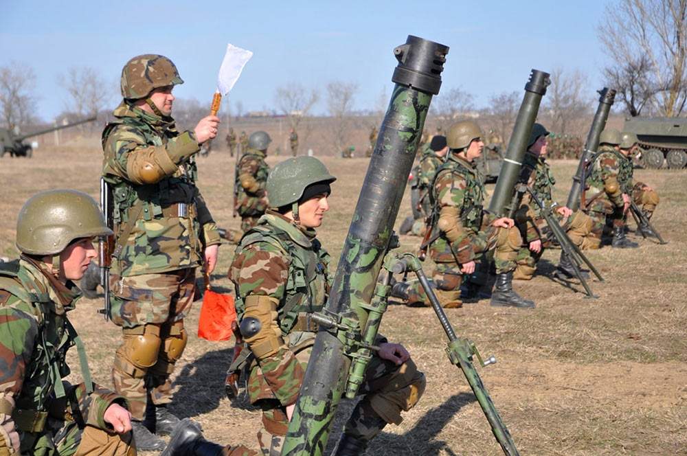 简单*器武**不简单：迫击炮*器武**中的新秀—车载自行迫击炮