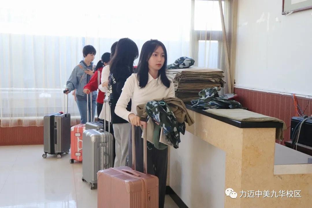 瓒呯噧鏂扮敓鍐涜,楂樹竴鏂扮敓鍐涜瓒呯噧