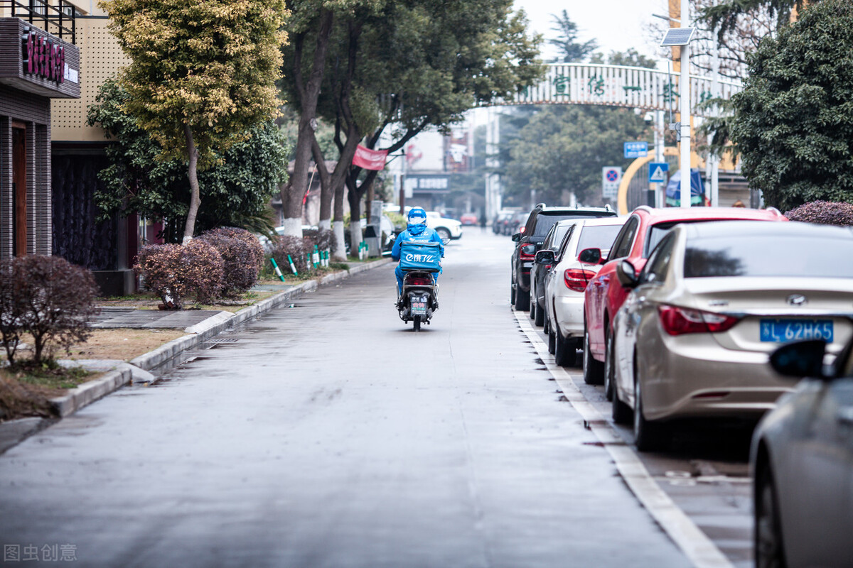 穷则独善其身达则兼济天下搞笑,穷则独善其身达则兼济天下怎么接