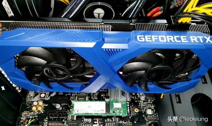 雷神黑武士主机评测,雷神主机黑武士光剑