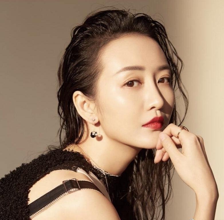 相比小清新，恶女风似乎更胜一筹！看看她们就懂了