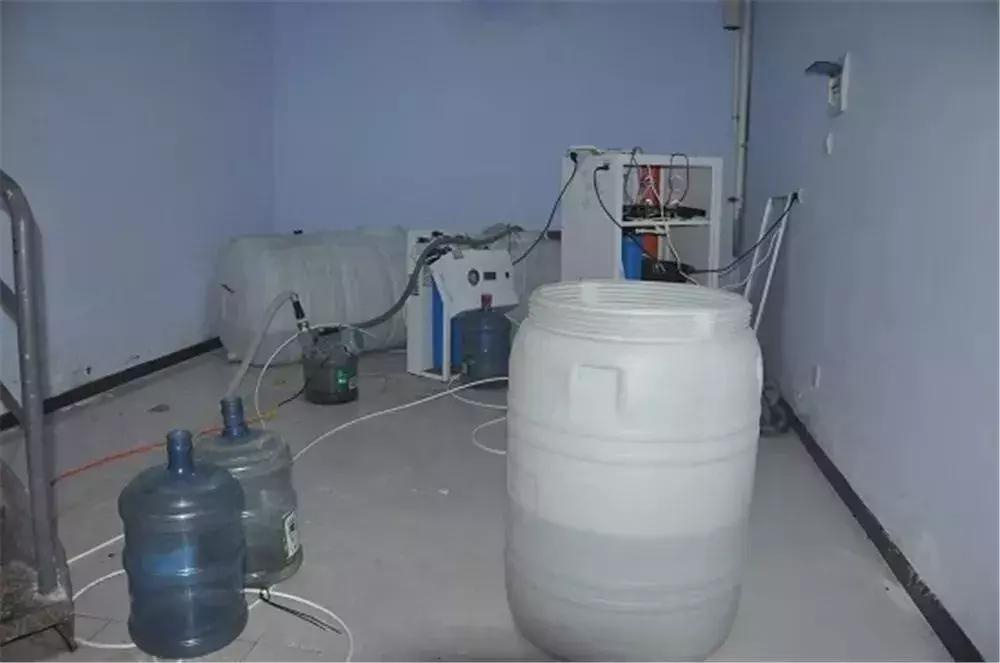 打假人回应举报女子卖三无产品,美容针到底坑害了多少女性