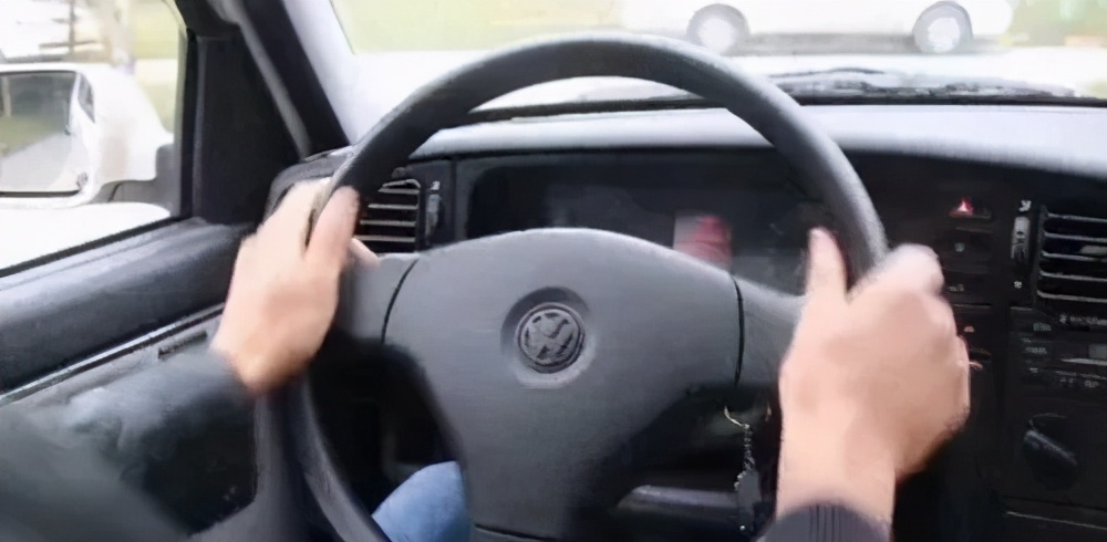 科二倒库压线原因,科二倒库明明进去了却说压线了