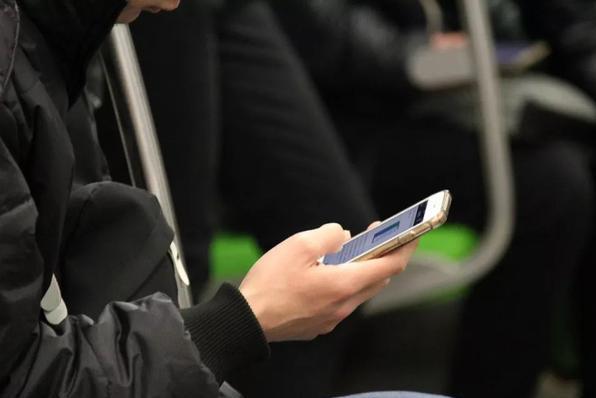 手机实体店生意惨淡如何自救,手机卖场生意惨淡