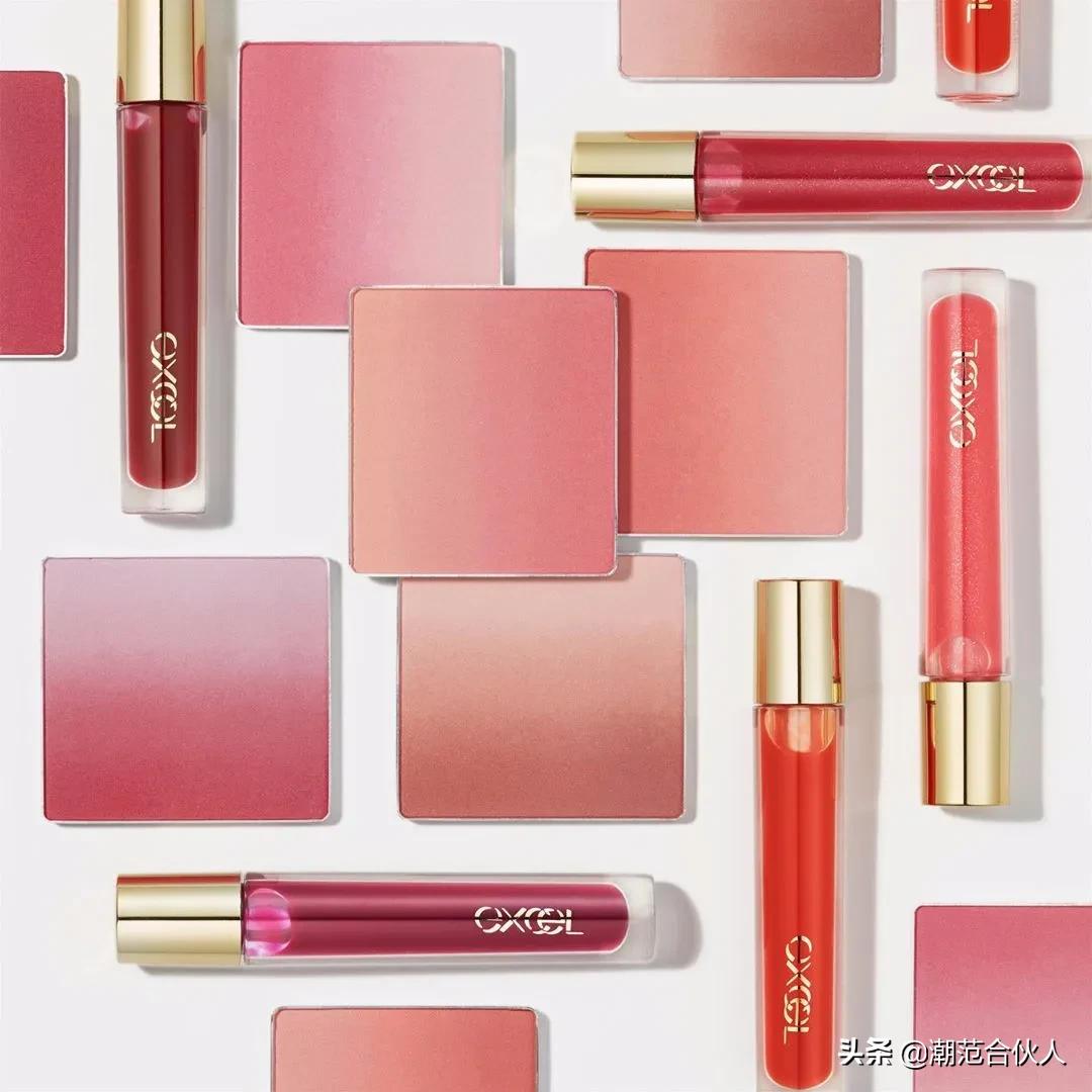 李佳琦omg这个产品也太好用了吧,李佳琦被称为美妆界的代名词