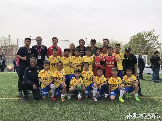 瓒崇悆灏戝勾姝ｅ悕,鐢ㄥ叕骞冲叕姝ｆ瘮璧涗负涓浗瓒崇悆姝ｅ悕