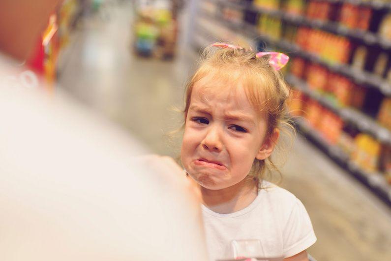 家教很严的孩子,家教太严的会培养出什么孩子