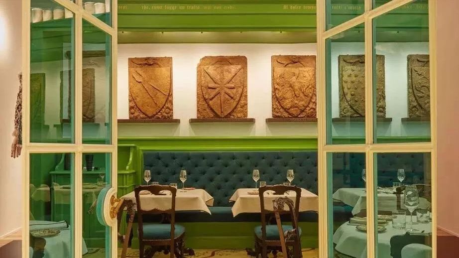 lv最经典单品,lv的跨界合作