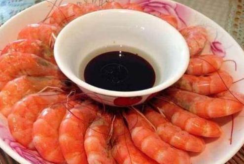 冻虾解冻后煮出来虾肉都发软碎了,白灼虾正确做法是冷水还是热水
