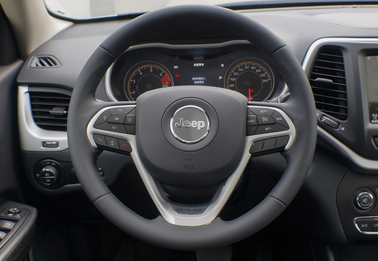 吉普自由光2.0t车主油耗,吉普自由光油耗突然从8.7到11.2