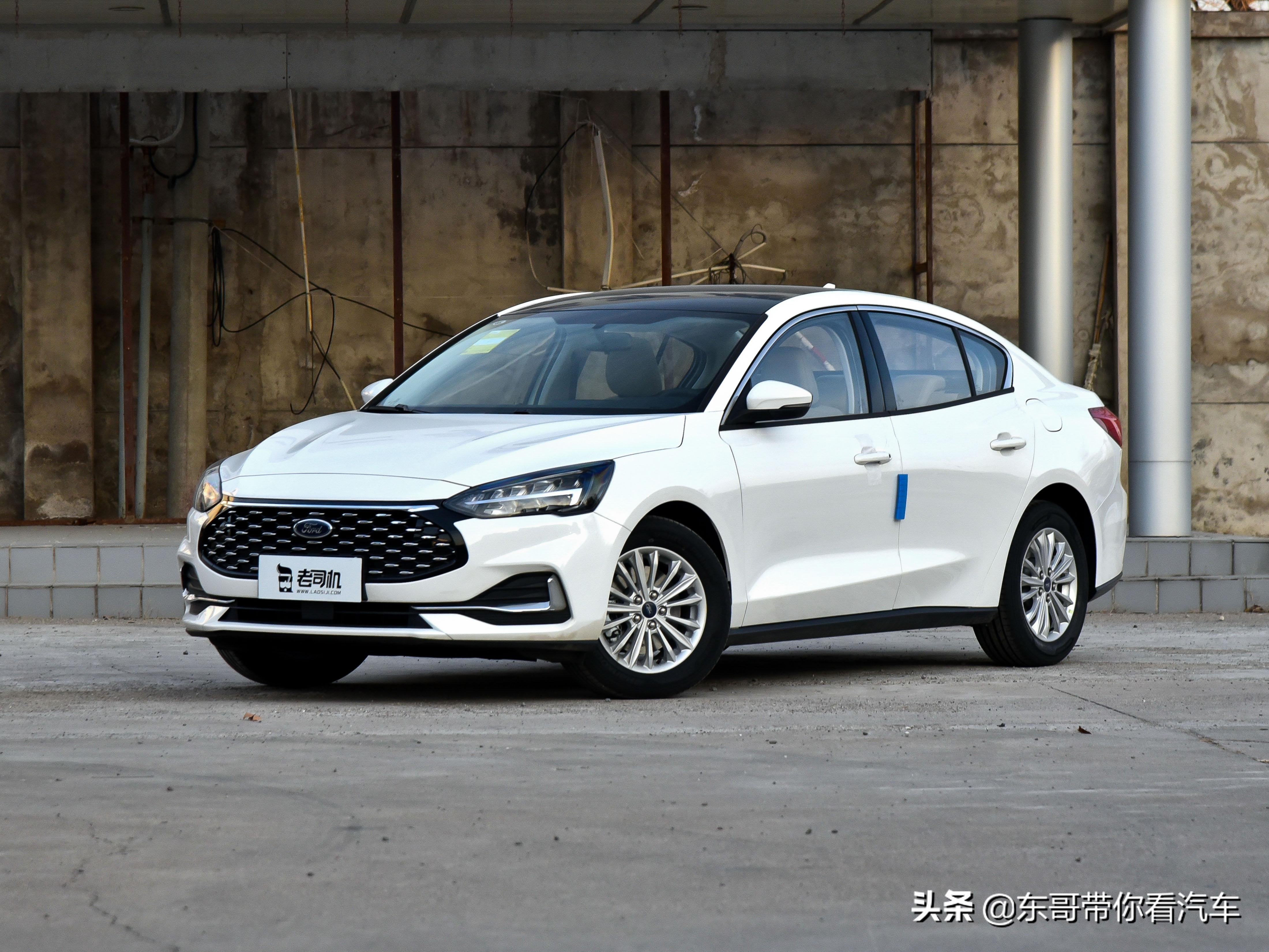 大众朗逸和福特福克斯哪个好,福克斯active与两厢朗逸