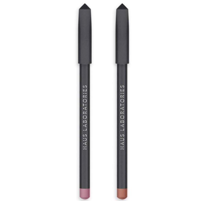 在折腾嘴唇这件事上，大家都一样