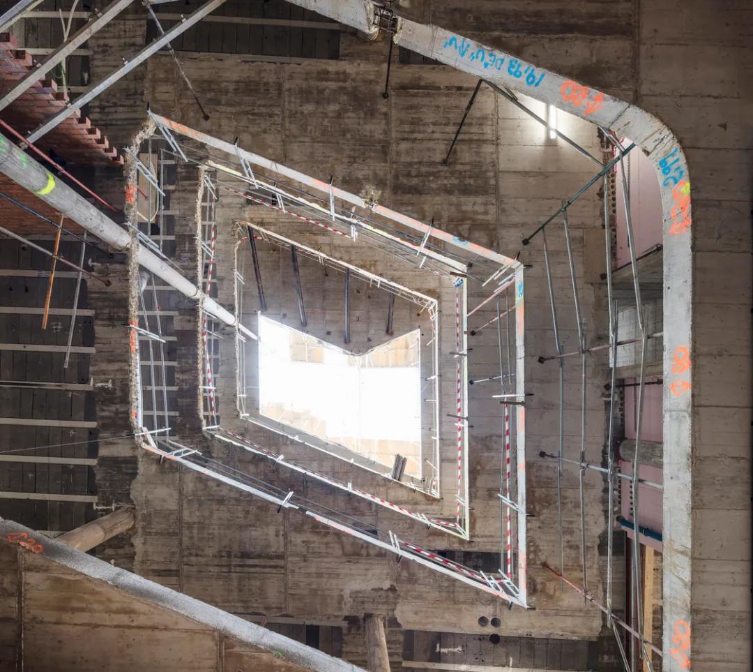 玻璃砖做公寓效果图 (公寓楼改造效果图)