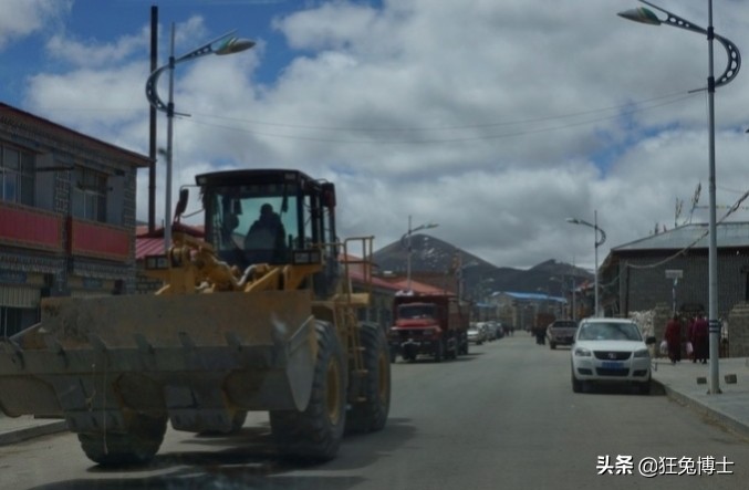天空之城理塘最高海拔,天空之城世界最高的城市