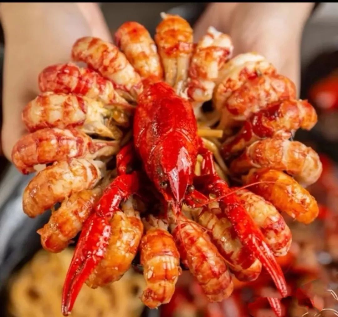 好兄弟夏天就要吃龙虾喝啤酒！南京兄弟龙虾口味绝了~3人仅79元！