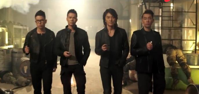 周润发介绍梁家辉赌圣搞笑片段,发哥梁家辉赌神经典片段