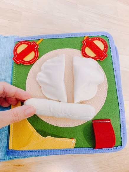 蒙特梭利益智玩具布书,蒙特梭利早教布书给宝宝自己做的