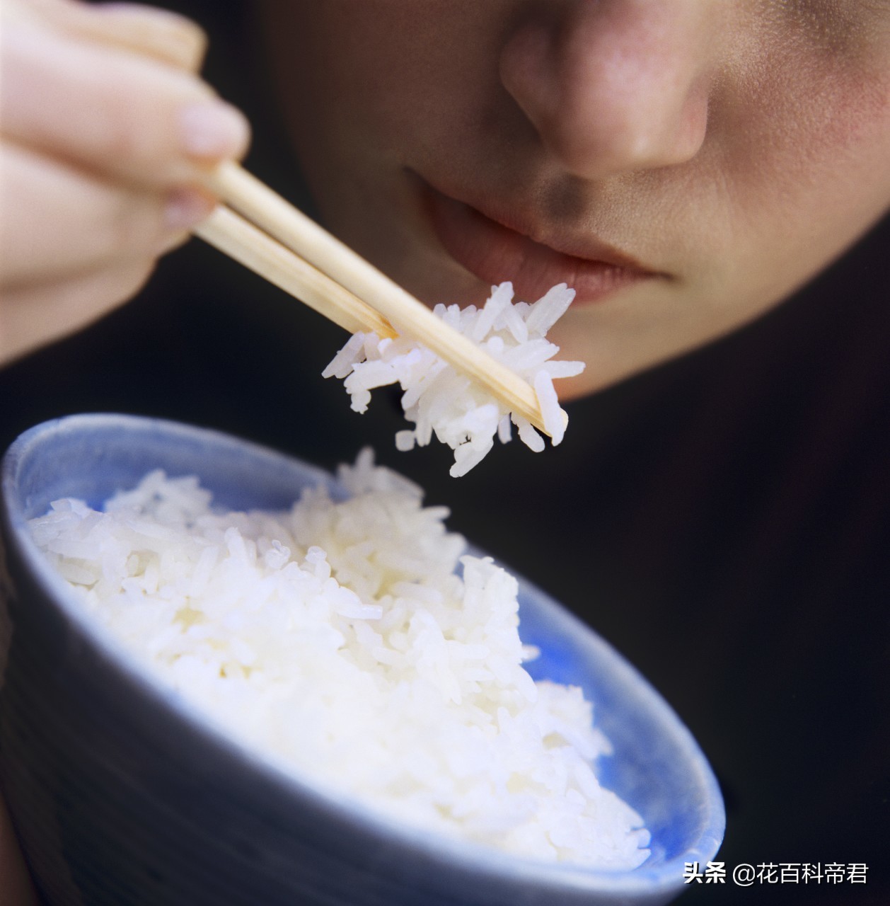 蒸米饭怎么不会糊,蒸米饭怎么不出现锅巴