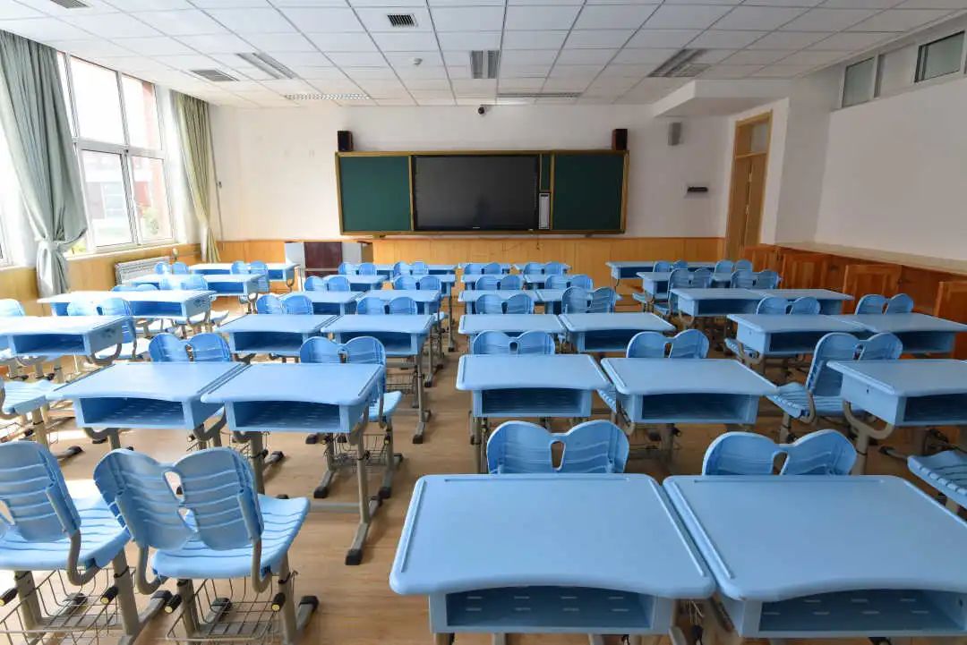 早报记者带你近距离、全方位解析青岛十九中，附科技班、普通班、特长生、中美班招生简章