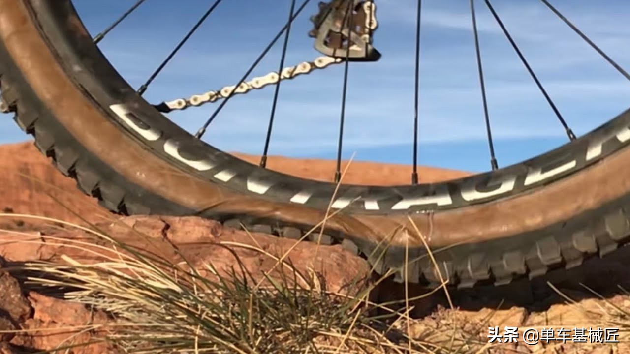 不是真空胎能用自补液吗,不是真空胎可以用修补液吗