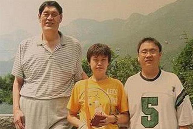 穆铁柱的身高是多少米,穆铁柱子女状况