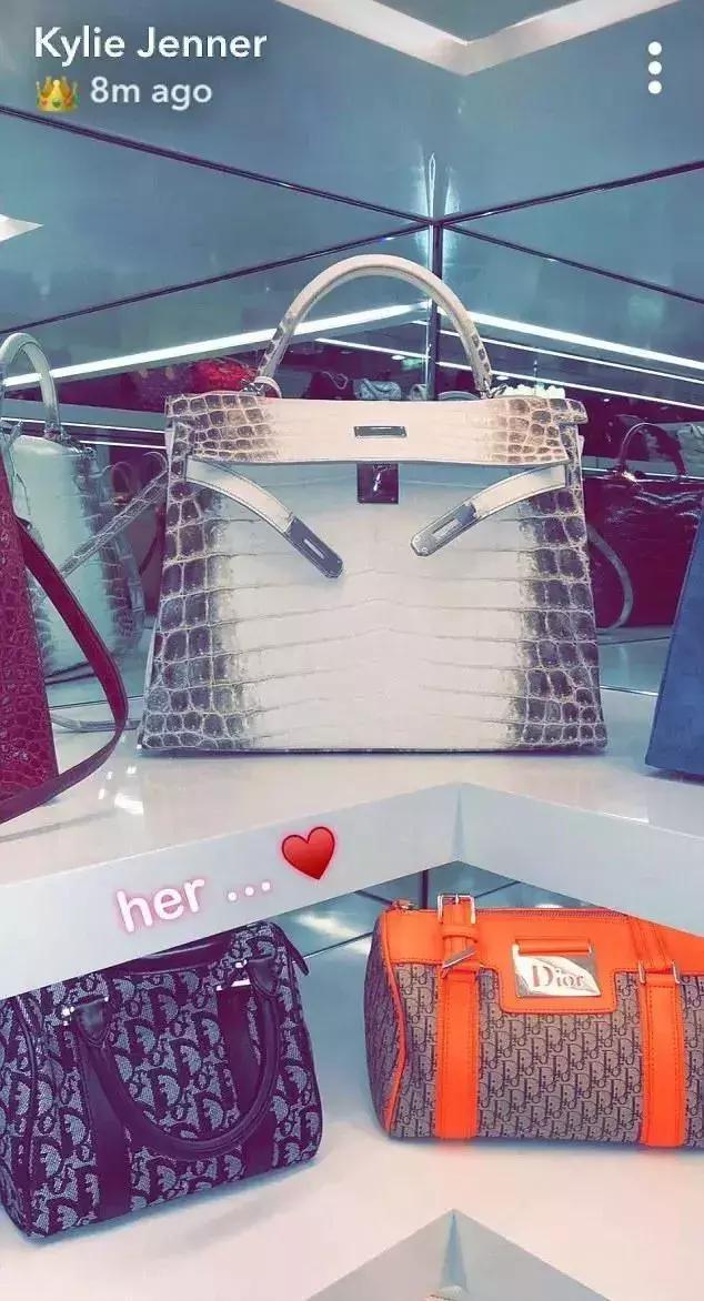 22岁身价70亿的传奇人生,22岁白手起家年收入70亿