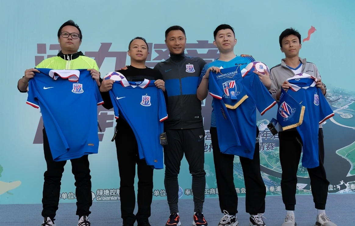第二届奉贤区民营企业家健康年活动暨绿地杯足球邀请赛圆满举办