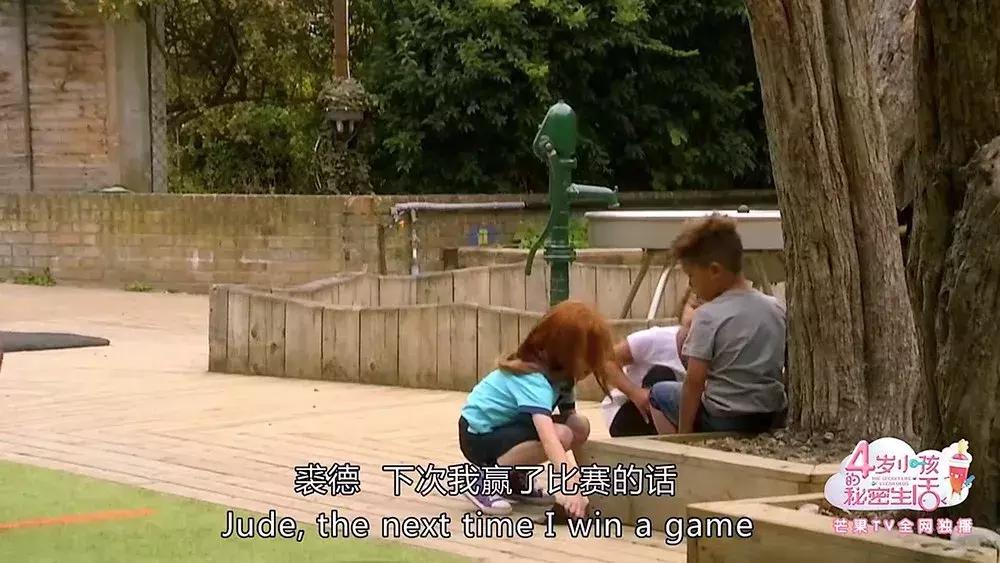 孩子抢玩具父母的正确做法,两个孩子抢玩具大人应该怎么做