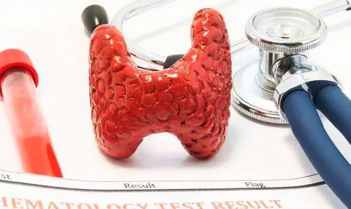 发现甲状腺结节要不要治,甲状腺结节手术同时切除淋巴结