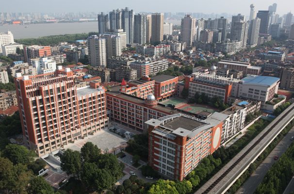 武汉32所重点小学大pk,武汉市十大美丽中学