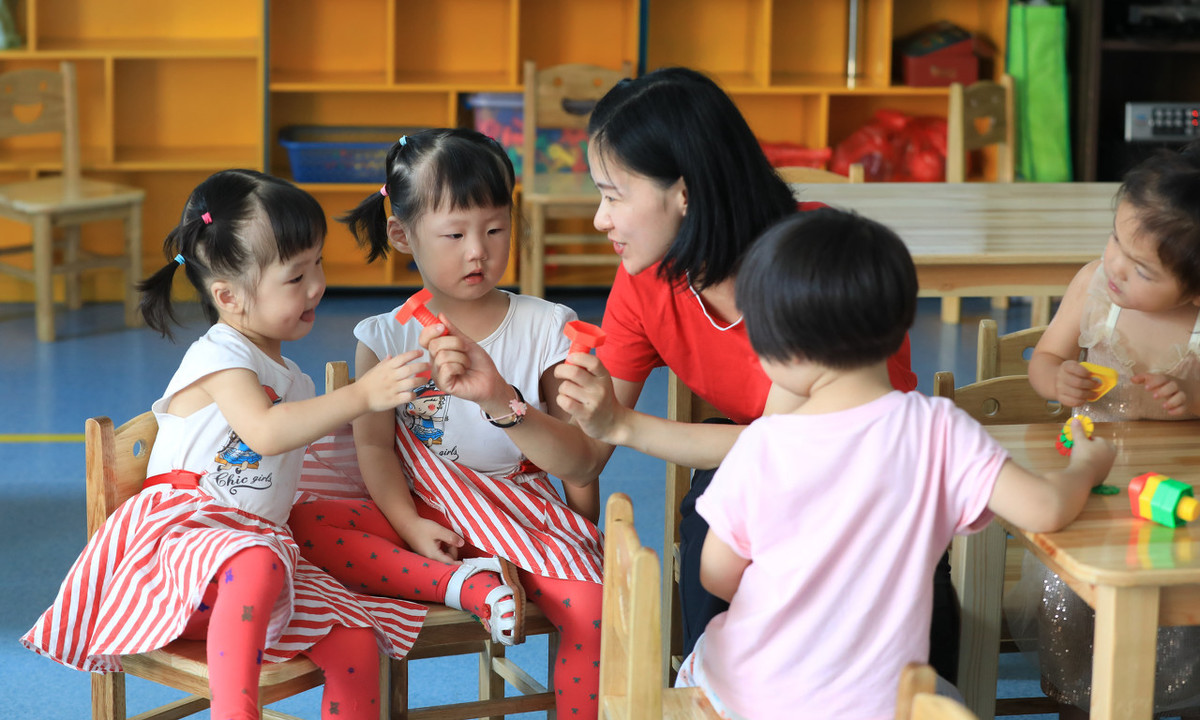 在幼儿园发现孩子尿裤子如何处理,小朋友在幼儿园故意尿裤子怎么办