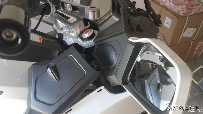 春风国宾车cf 650tr-g尊享版黑色 (春风2017款tr650用车感受)