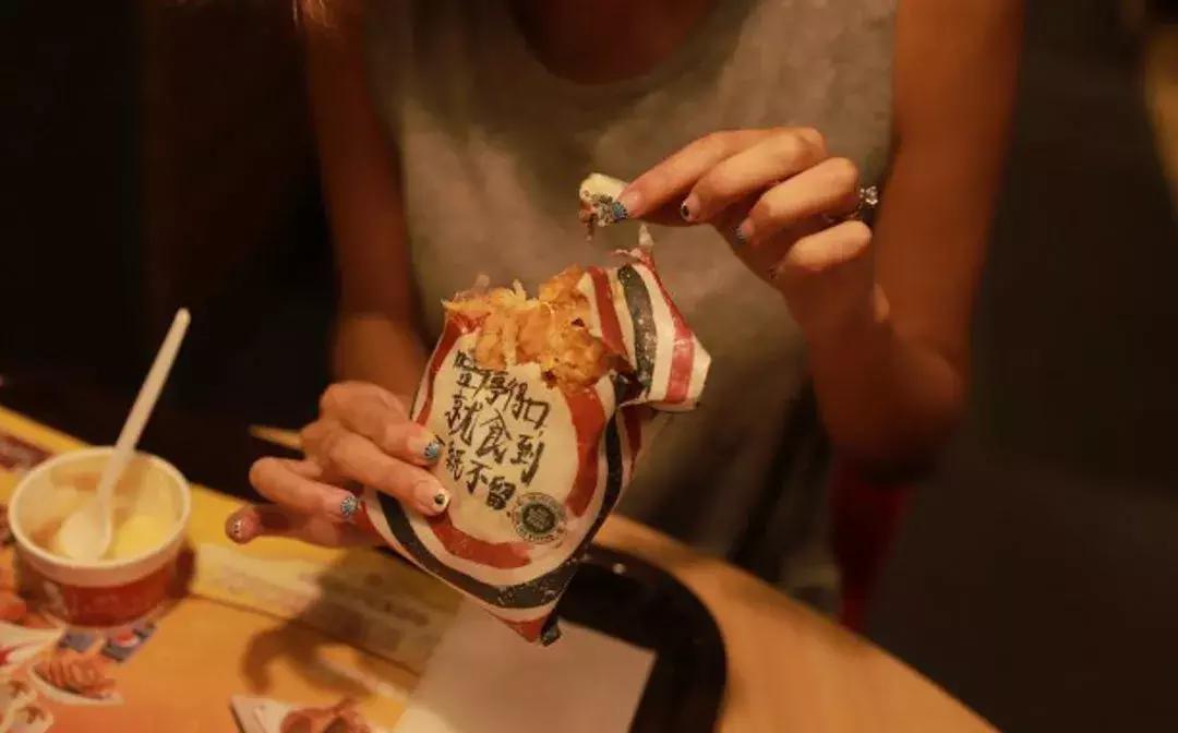 针对年轻人的产品包装怎么设计,如何通过包装设计让产品脱颖而出